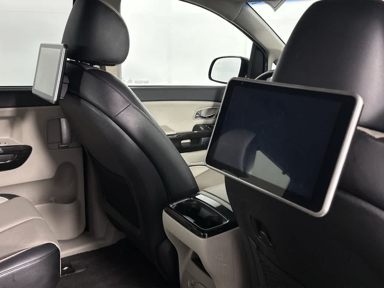 2019 Kia Sedona SX