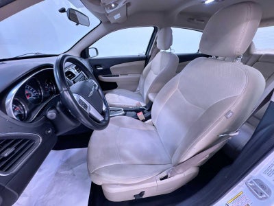 2012 Chrysler 200 Touring