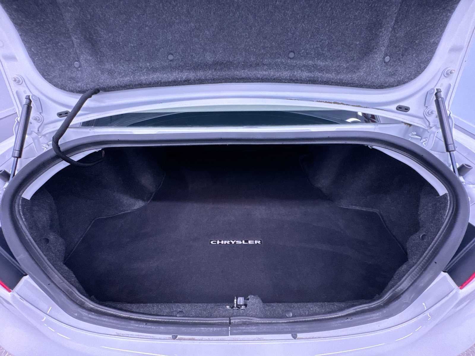 2012 Chrysler 200 Touring