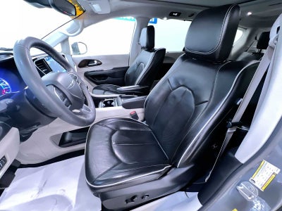 2022 Chrysler Pacifica Hybrid Limited