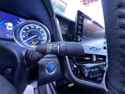 2024 Toyota Camry Hybrid XLE