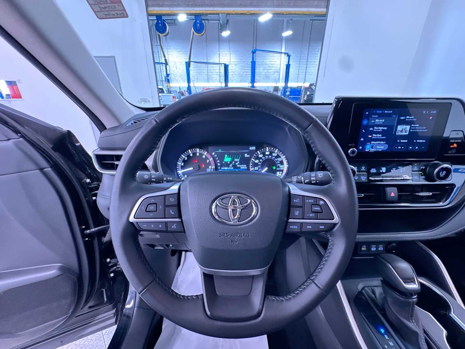 2025 Toyota Highlander LE