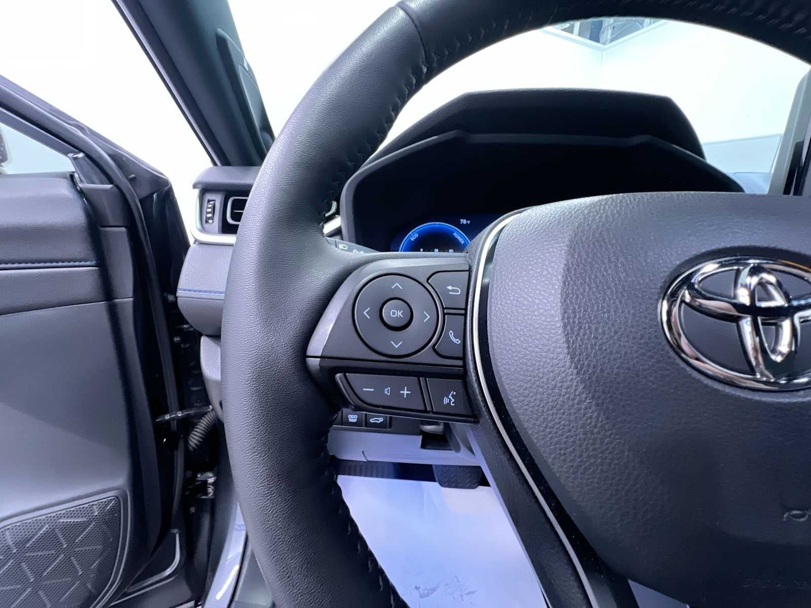 2025 Toyota RAV4 Hybrid XSE