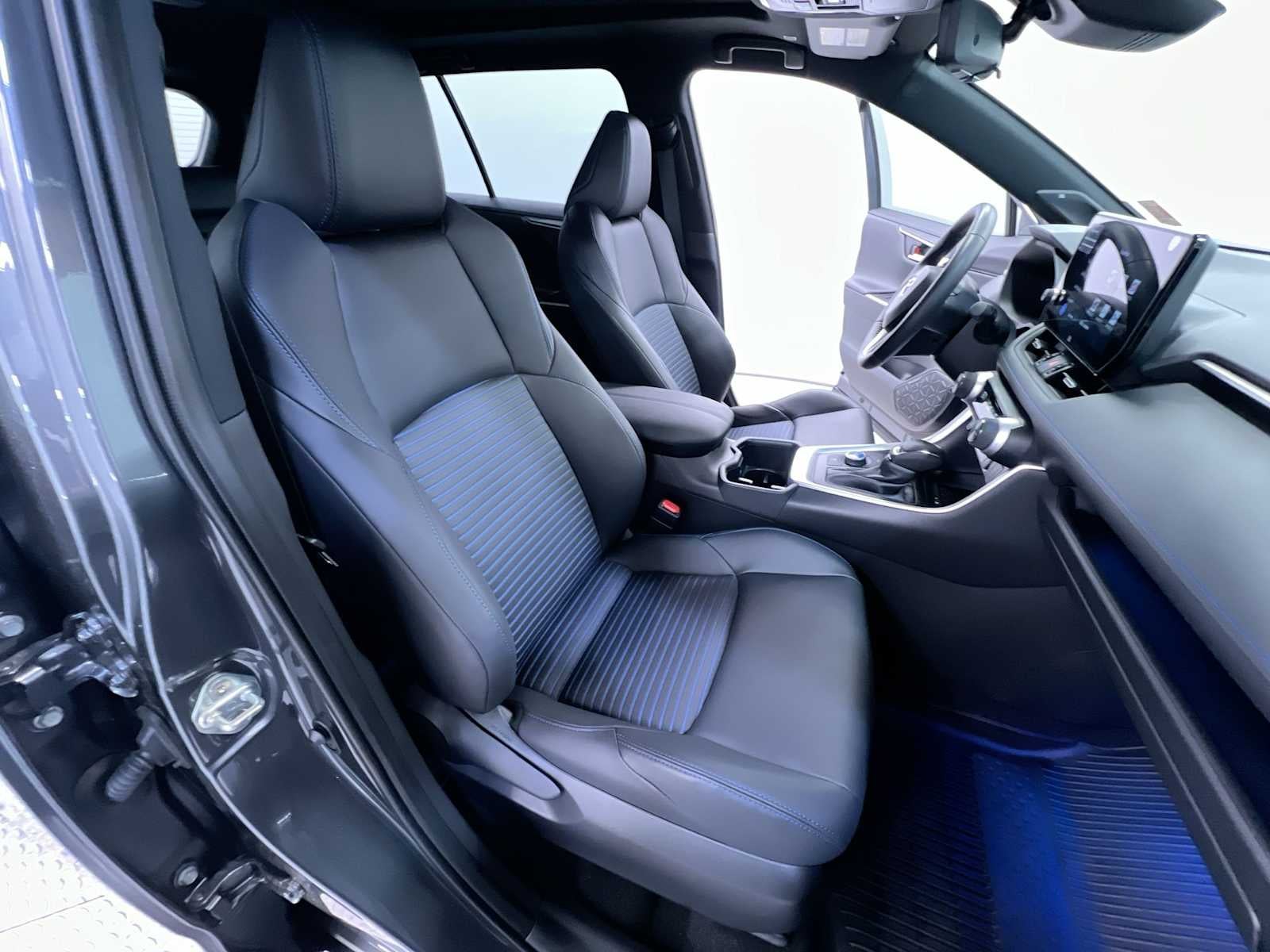 2025 Toyota RAV4 Hybrid XSE