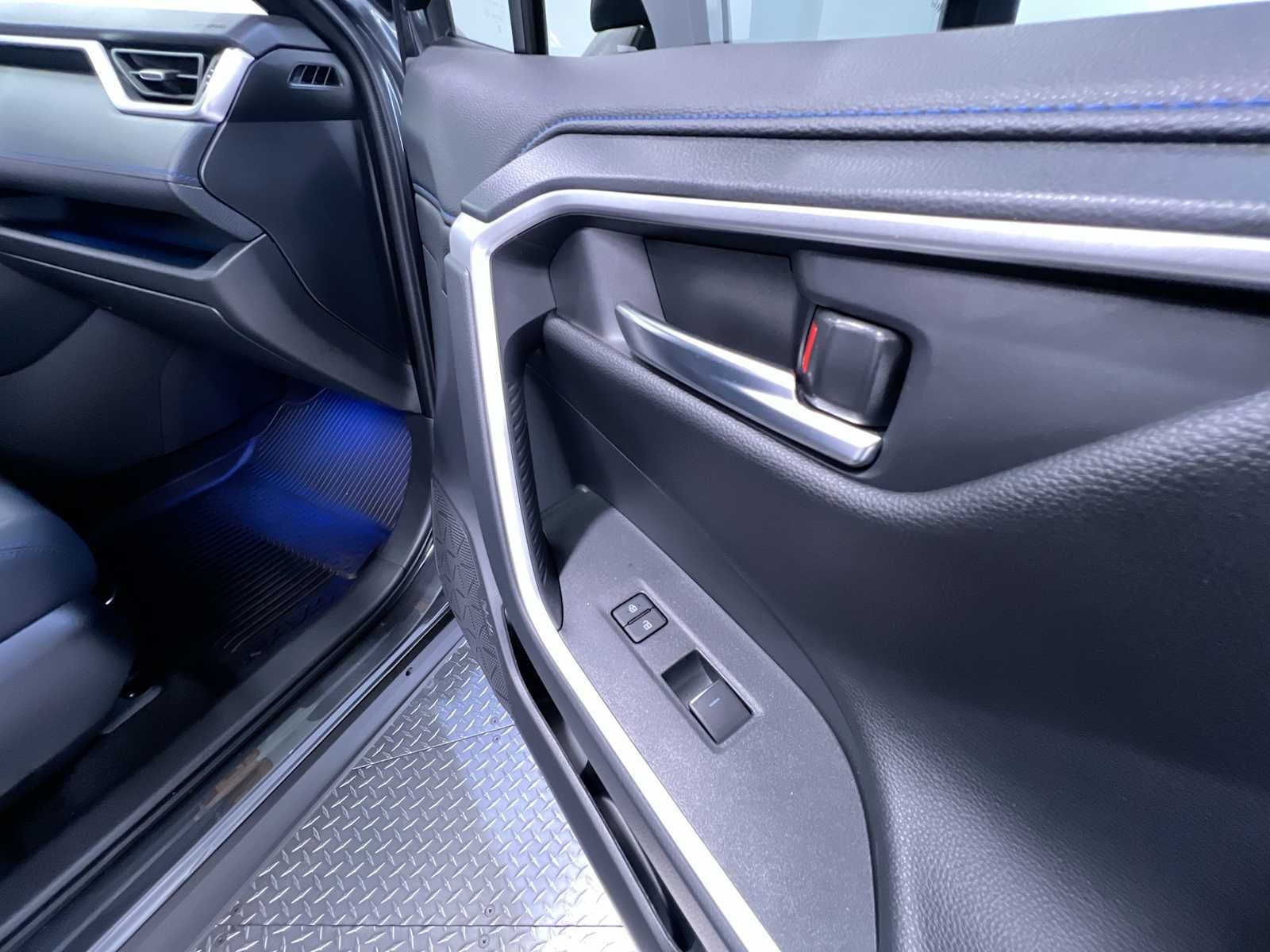 2025 Toyota RAV4 Hybrid XSE