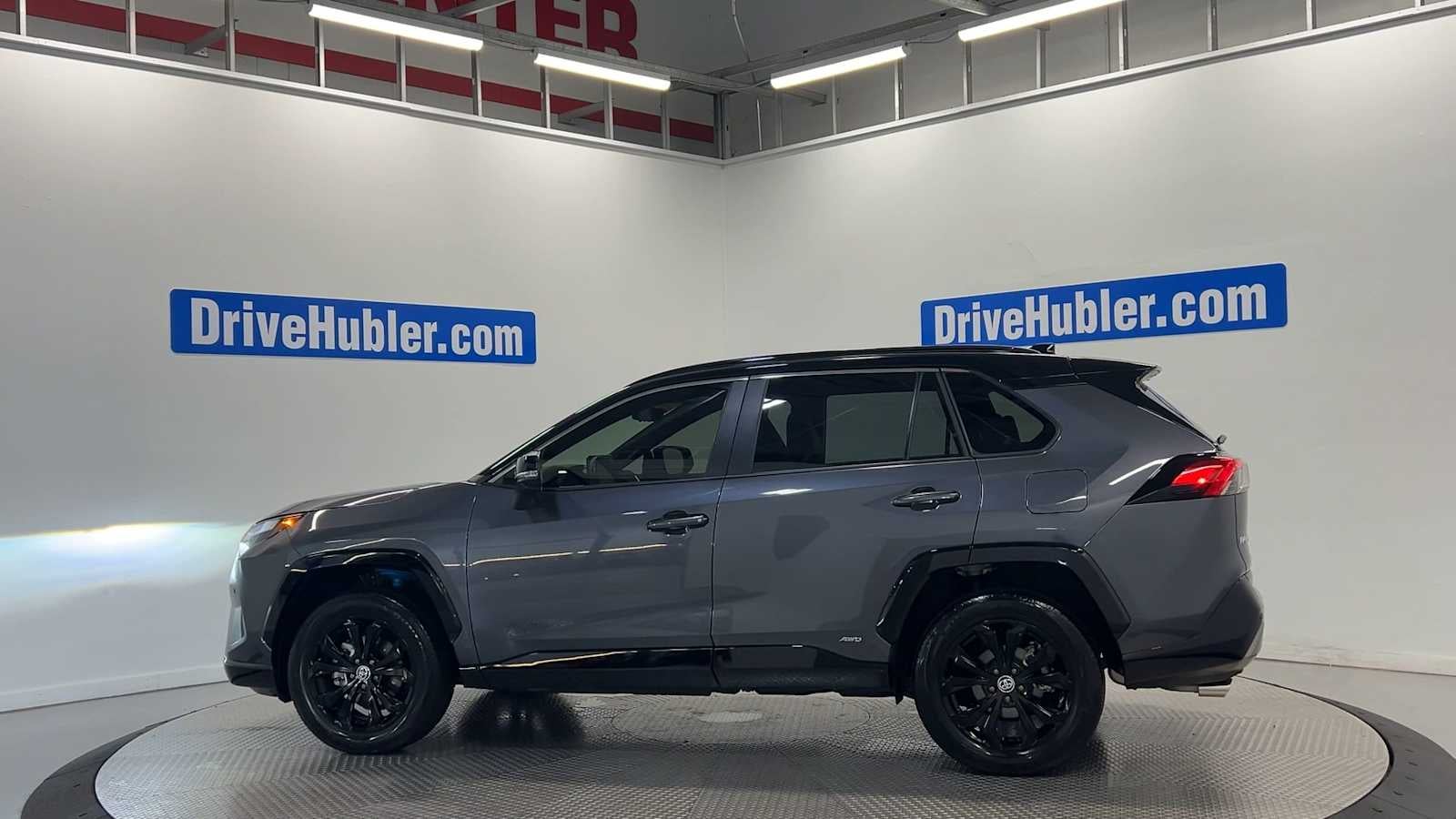 2025 Toyota RAV4 Hybrid XSE