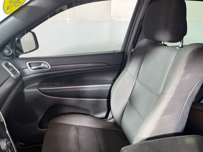 2020 Jeep Grand Cherokee Laredo E