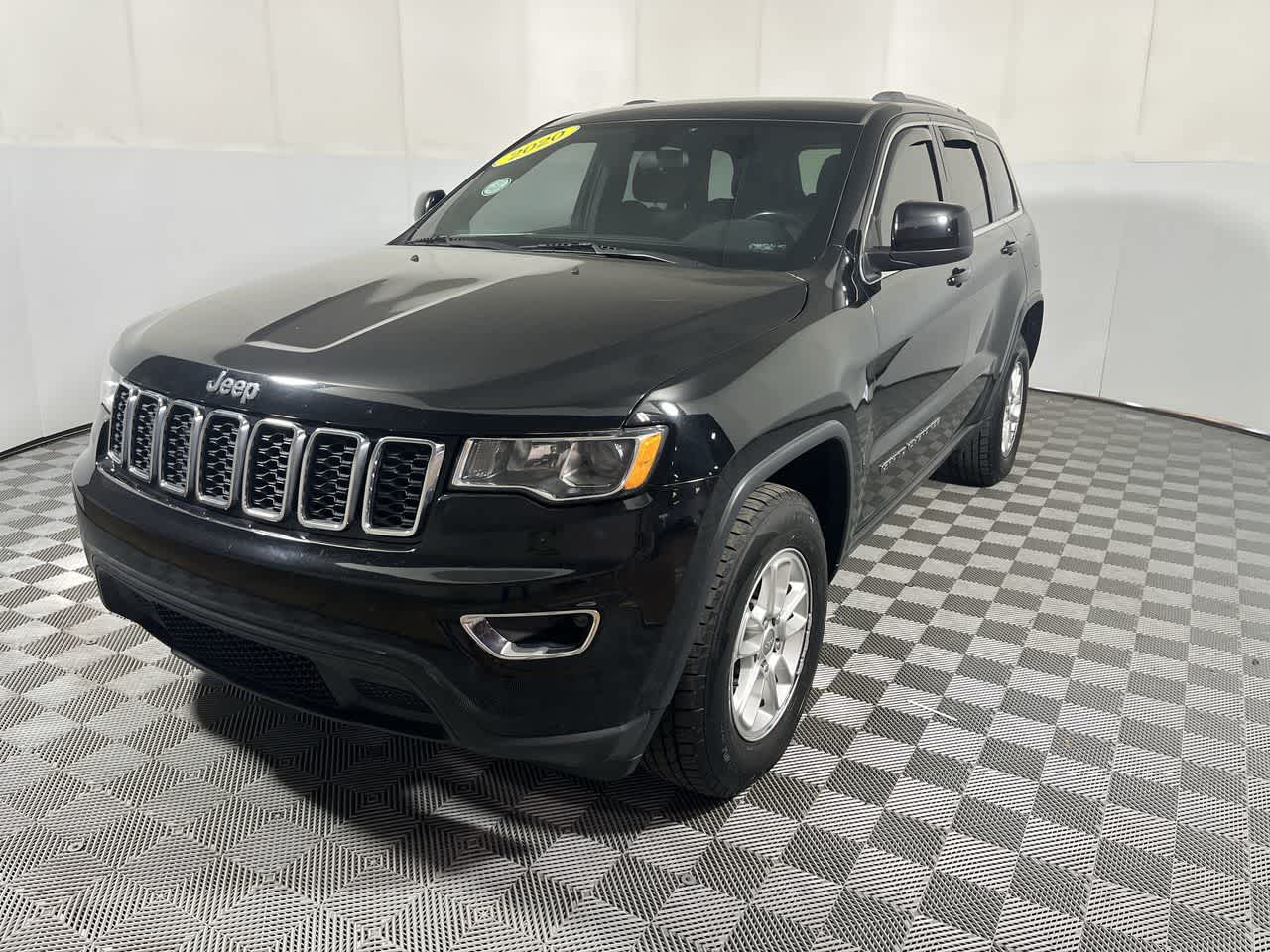 2020 Jeep Grand Cherokee Laredo E