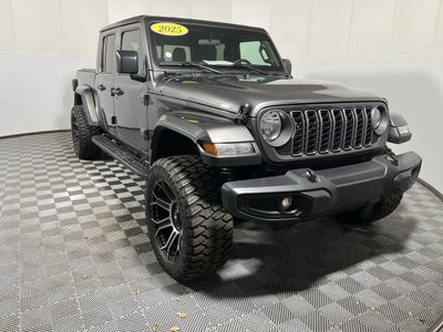 2025 Jeep Gladiator Nighthawk