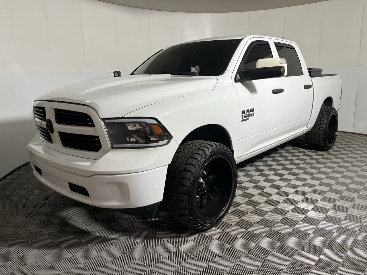 2023 RAM 1500 Classic SLT