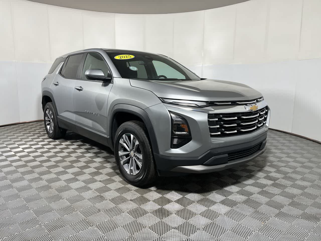 2025 Chevrolet Equinox FWD LT