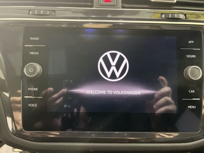 2022 Volkswagen Tiguan SE R-Line Black