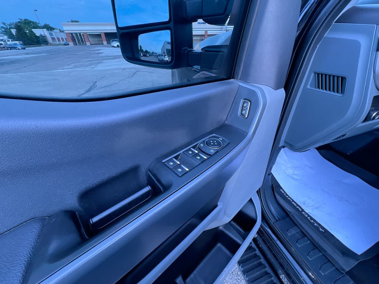 2024 Ford Super Duty F-250 Pickup XL