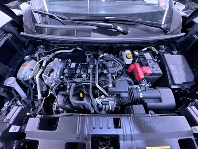 2025 Nissan Kicks SR
