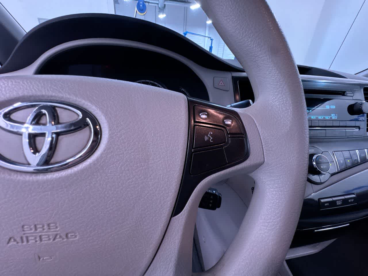 2014 Toyota Sienna LE