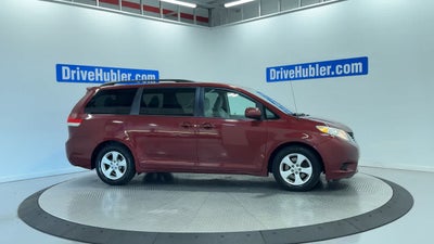 2014 Toyota Sienna LE