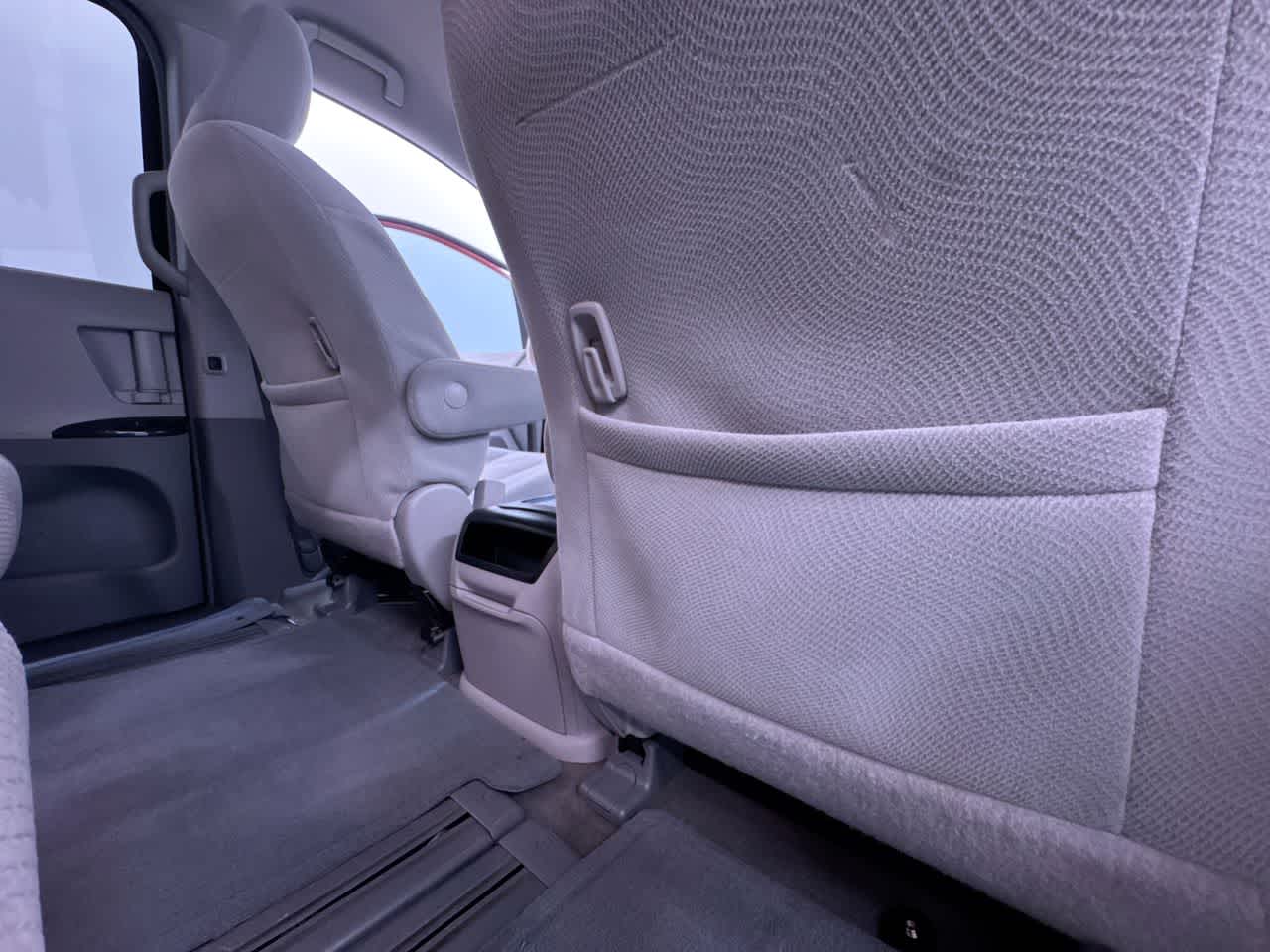 2014 Toyota Sienna LE