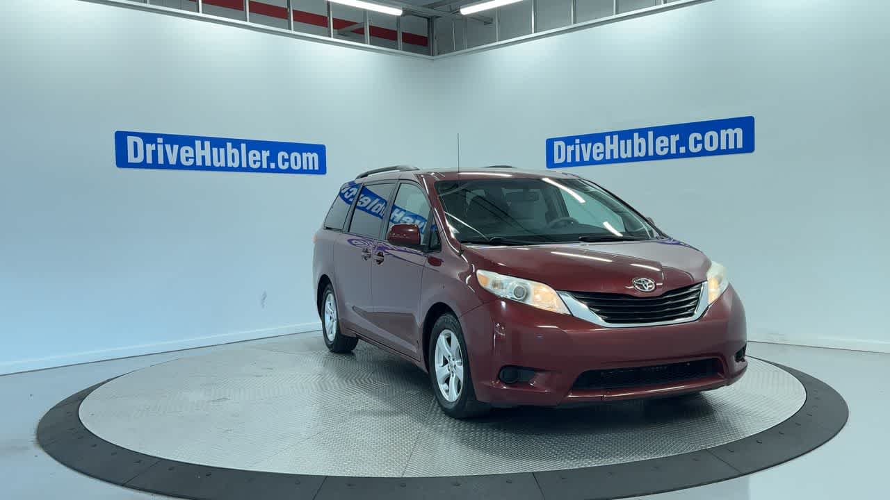 2014 Toyota Sienna LE