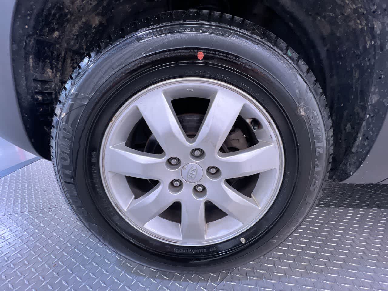 2011 Kia Sorento LX