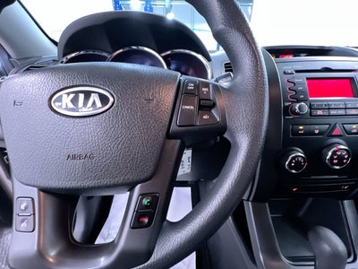 2011 Kia Sorento LX