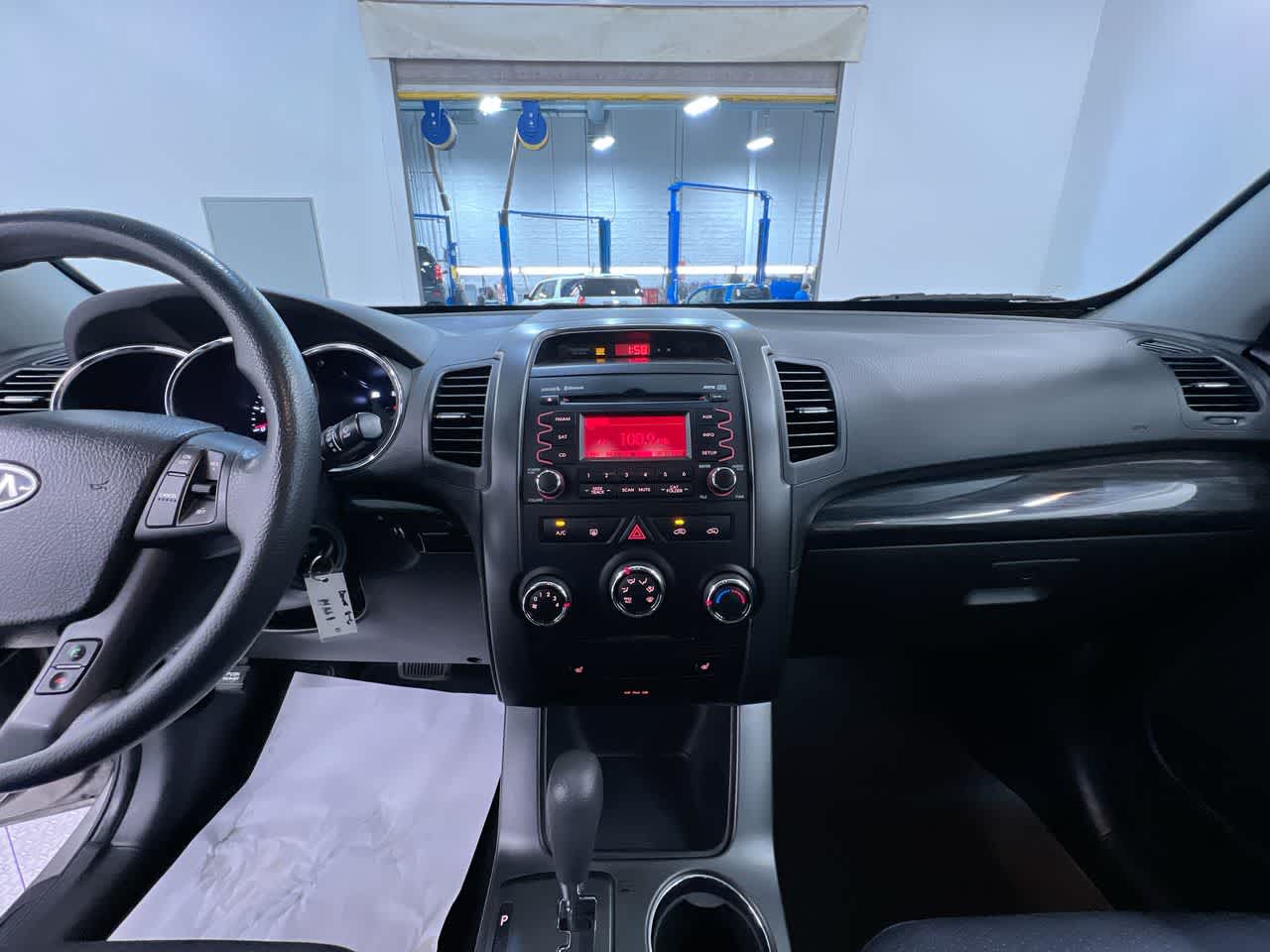 2011 Kia Sorento LX