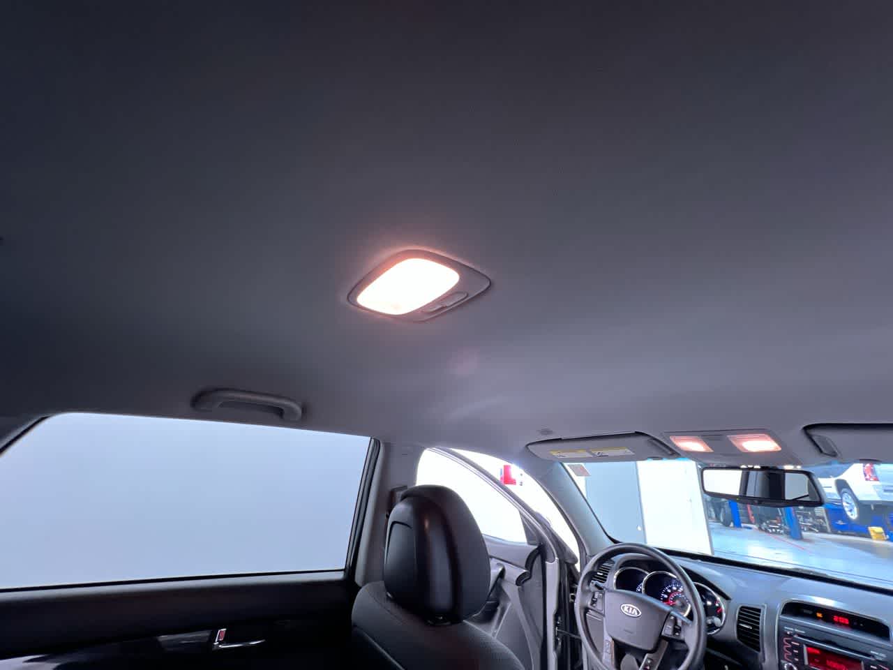 2011 Kia Sorento LX