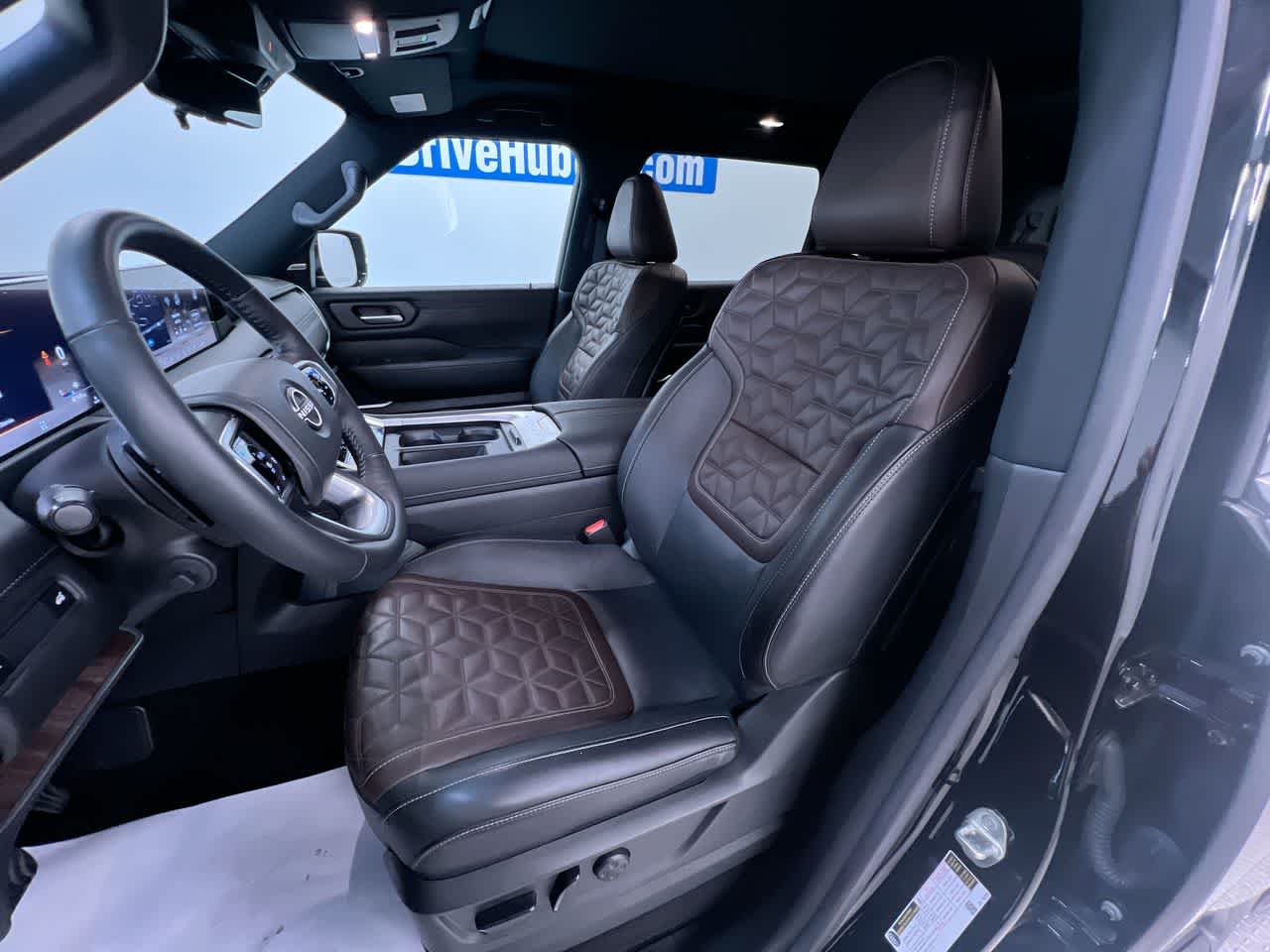 2025 Nissan Armada Platinum