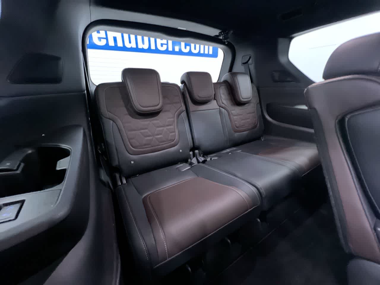 2025 Nissan Armada Platinum