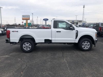 2026 Ford Super Duty F-350® XLT
