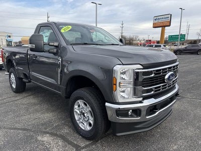 2026 Ford Super Duty F-350® XLT
