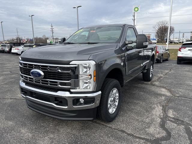 2026 Ford Super Duty F-350® XLT