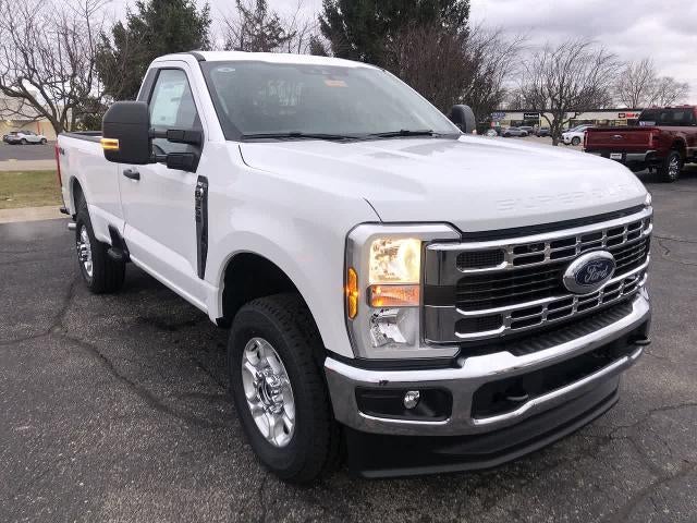 2026 Ford Super Duty F-350® XLT
