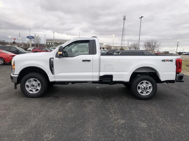 2026 Ford Super Duty F-350® XLT