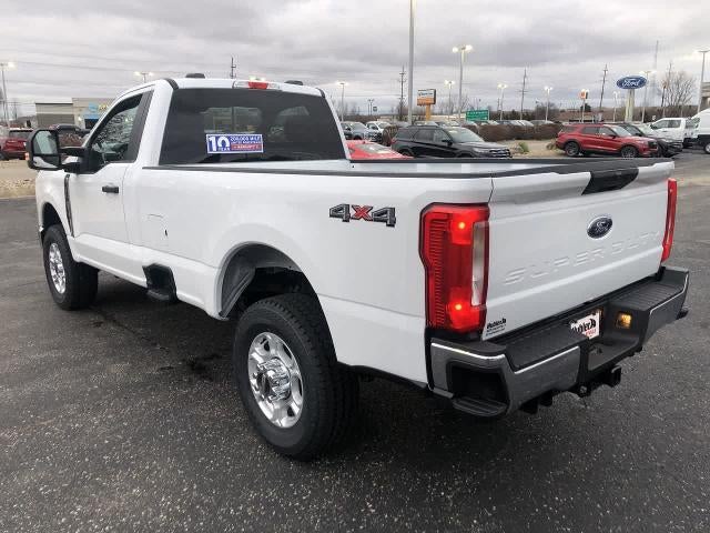 2026 Ford Super Duty F-350® XLT