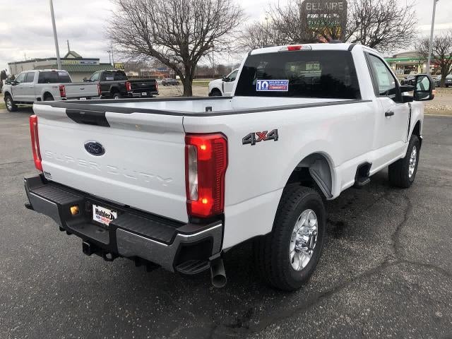 2026 Ford Super Duty F-350® XLT