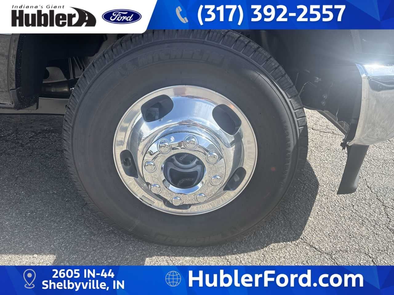2027 Ford Super Duty F-350® XLT