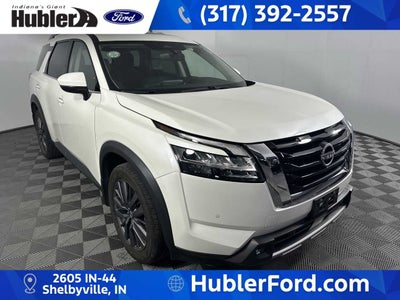 2022 Nissan Pathfinder SL