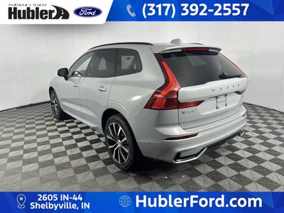 2024 Volvo XC60 Plus Dark Theme